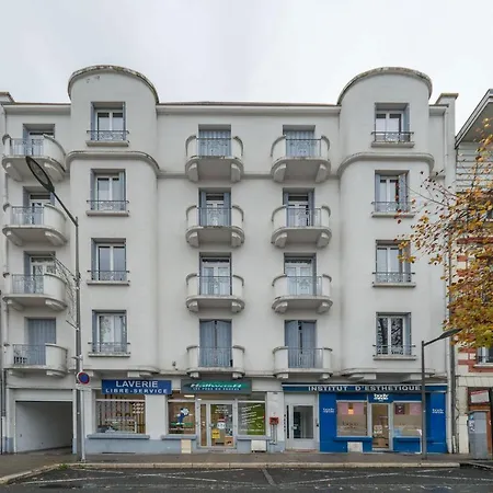 Celestins - Centre Avec Parking Apartment